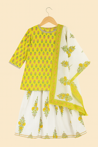 Yellow Mughal Buti Kurta Sharara Dupatta Set – 60x60 Cotton (1–10 Years)